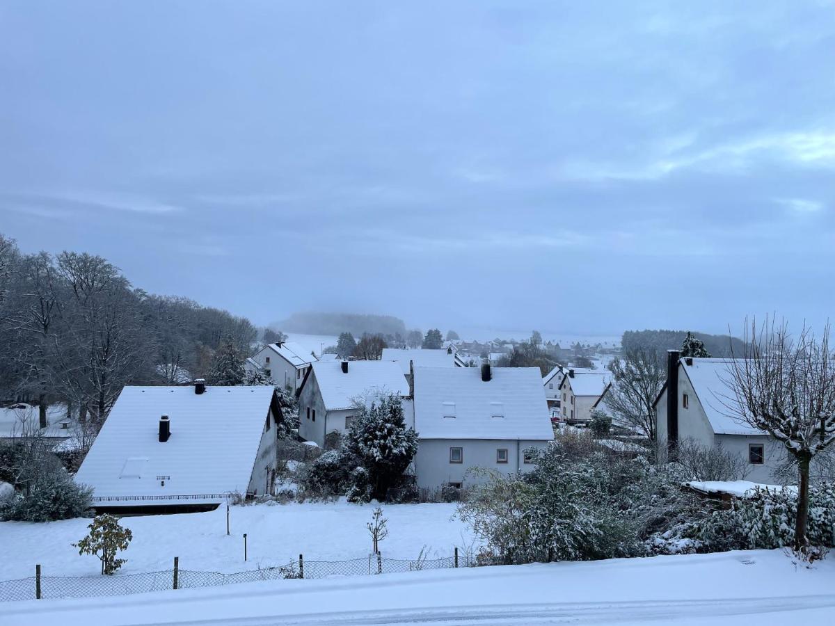 Ferienhaus Eifelblick Feusdorf エクステリア 写真