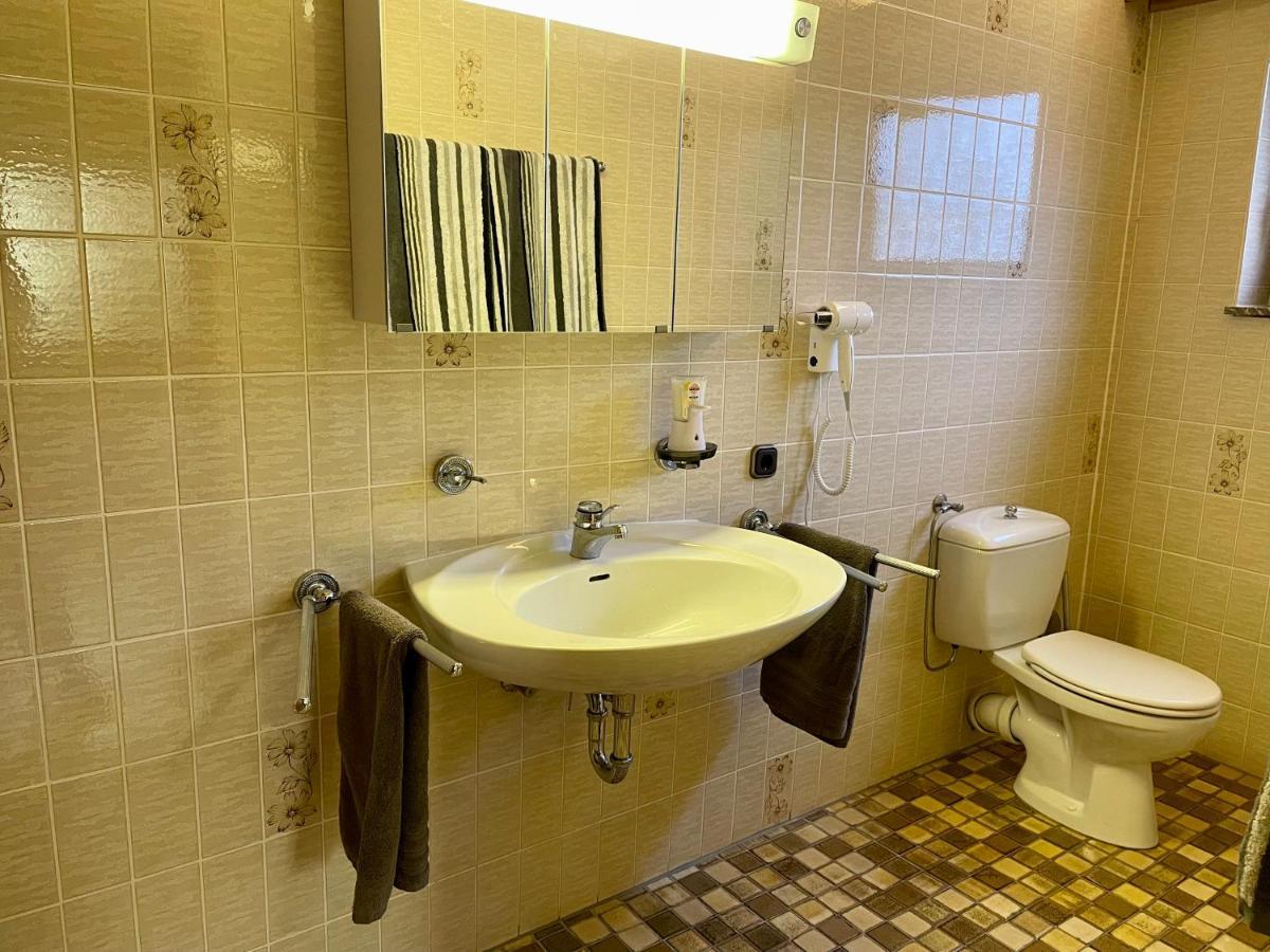 Ferienhaus Eifelblick Feusdorf エクステリア 写真